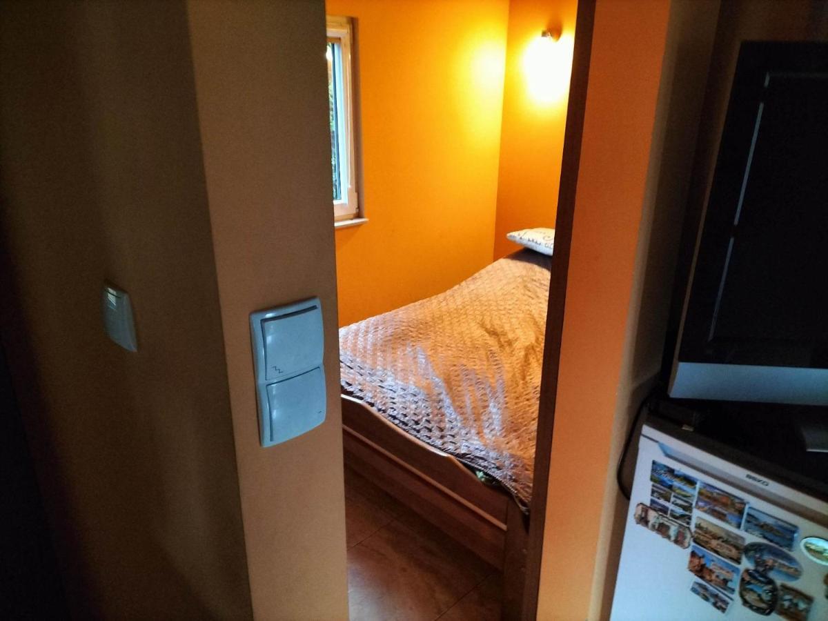 Domek Nad Jeziorem Osieczna Exteriér fotografie